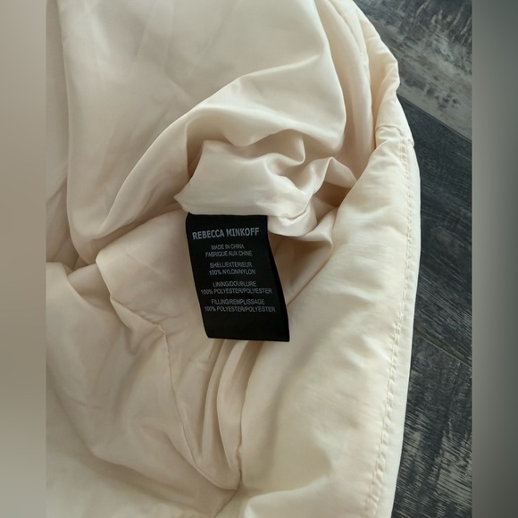 NWT REBECCA MINKOFF Cream Sleeveless Puffer Vest - Picture 8 of 8